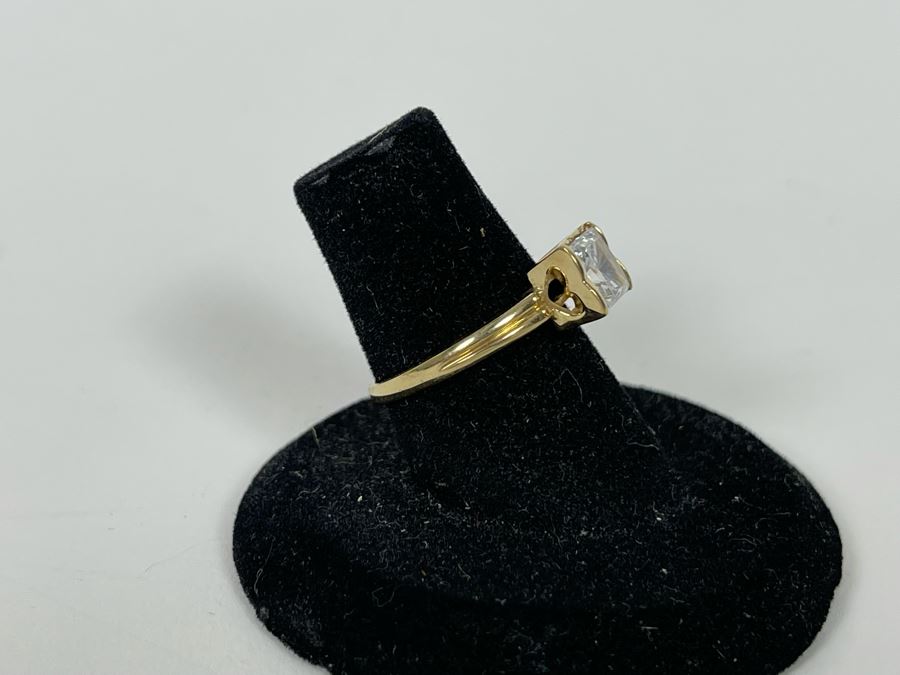 JUST ADDED - 10K Gold Cubic Zirconia Ring Size 6.25 2.1g [Photo 5]