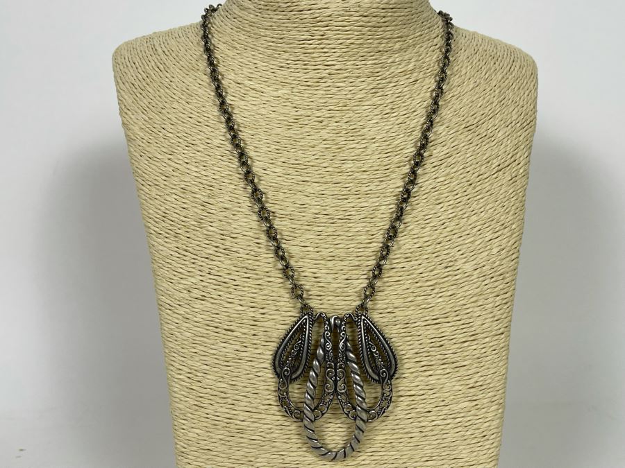 JUST ADDED - 18' Sterling Silver Necklace With Sterling Silver Pendant 31g [Photo 3]