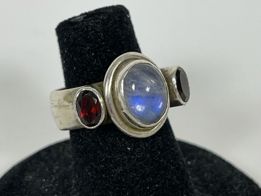 JUST ADDED - Sterling Silver Moonstone + Garnet Ring Size 5.25 7.4g [Photo 1]