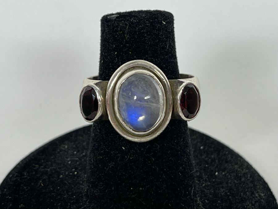 JUST ADDED - Sterling Silver Moonstone + Garnet Ring Size 5.25 7.4g [Photo 2]