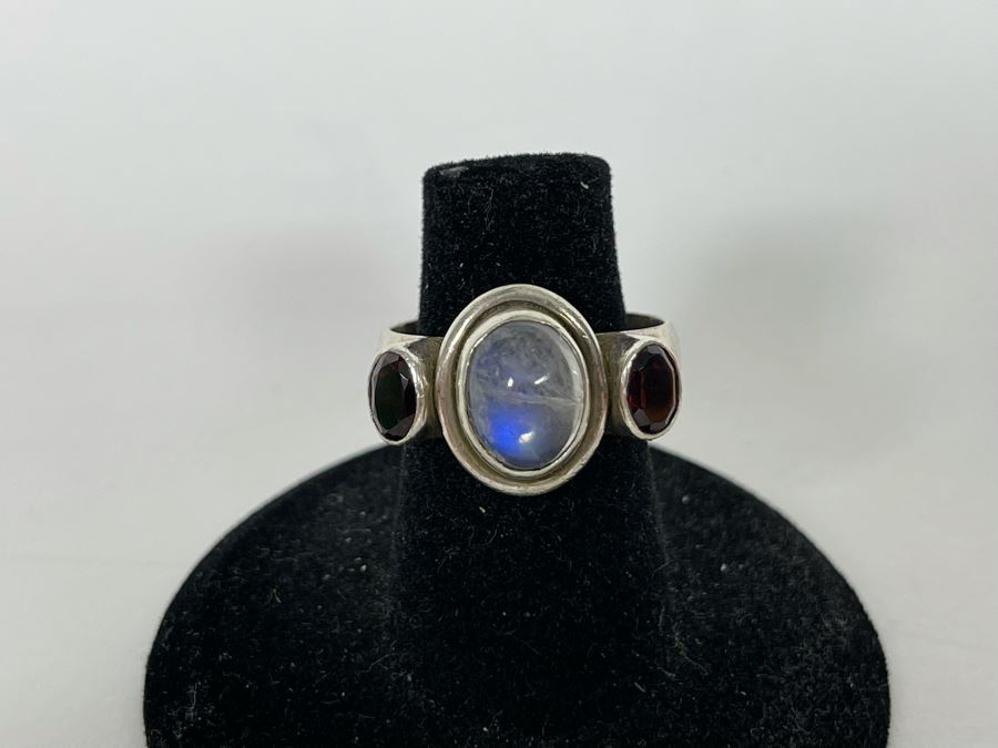 JUST ADDED - Sterling Silver Moonstone + Garnet Ring Size 5.25 7.4g [Photo 3]