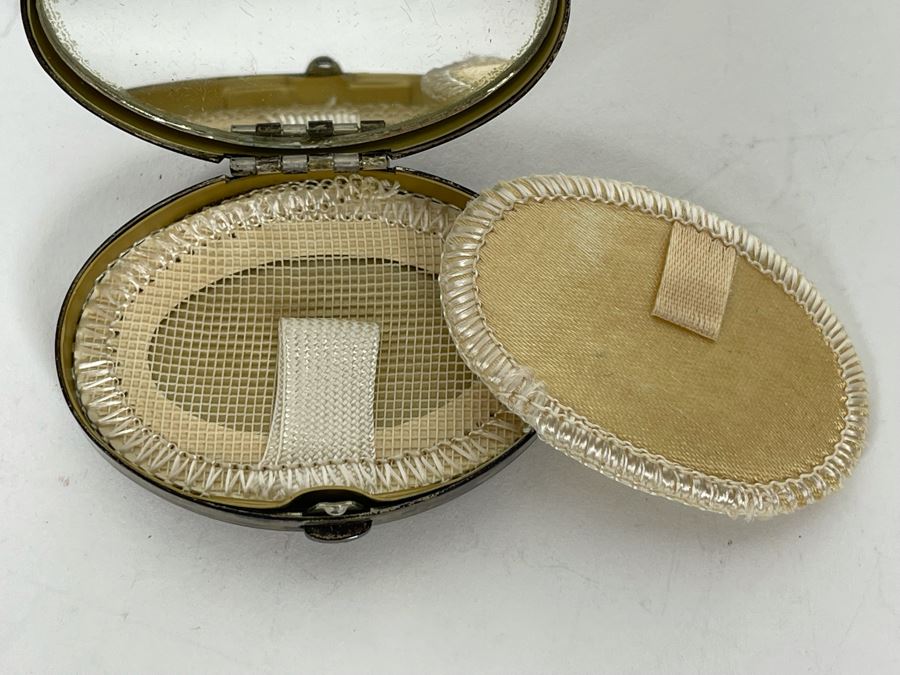 JUST ADDED - Vintage Signed Tiffany Co Sterling Silver Compact 2.5W X 1.75H 41.1g [Photo 4]