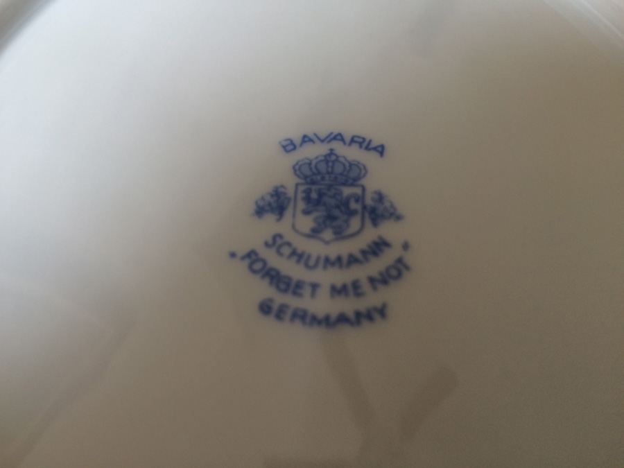 Schumann 'Forget Me Not' Porcelain dinnerware with serving pieces and covered handled bowl [Photo 22]