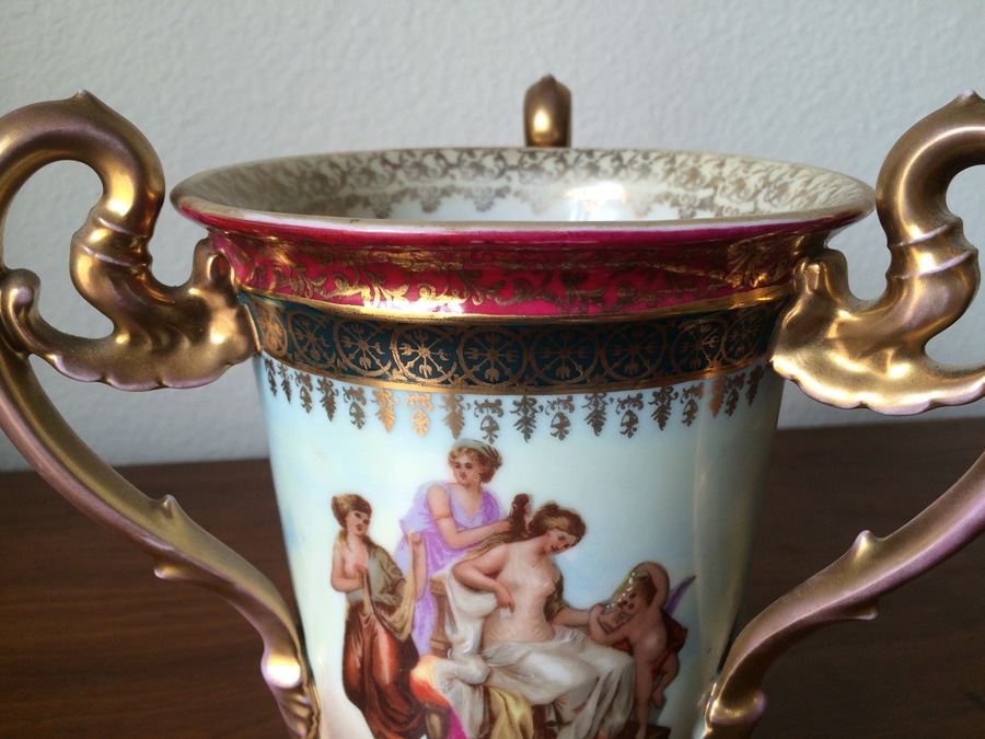 Royal Vienna Porcelain Loving Cup. [Photo 6]