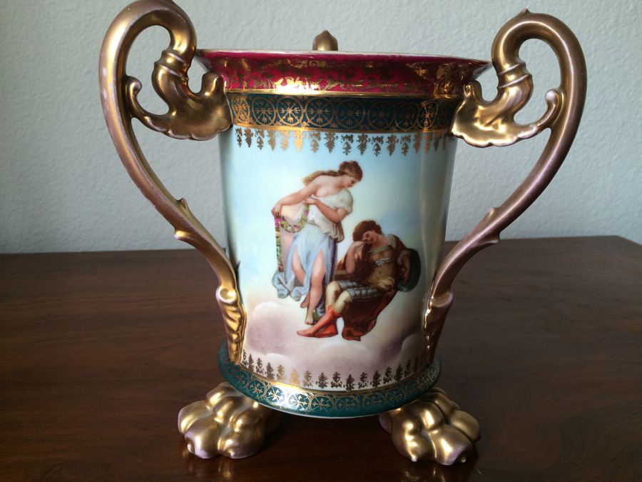 Royal Vienna Porcelain Loving Cup. [Photo 12]
