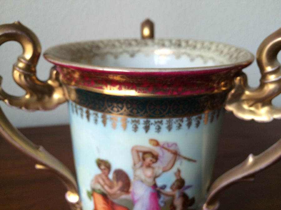 Royal Vienna Porcelain Loving Cup. [Photo 9]