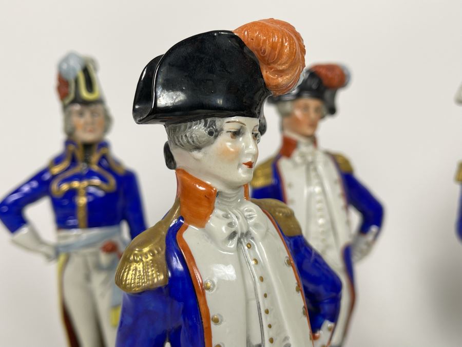 JUST ADDED - Collection Of Six Vintage German Democratic Republic (GDR) Hand Painted Saxon Porcelain French Napoleonic Soldier Figurines From Scheibe Alsbach - Thuringia Signed 10H [Photo 8]