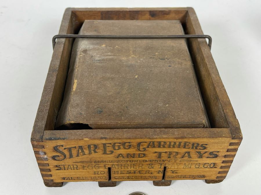 JUST ADDED - Vintage Wooden Star Egg Carrier 6.5W X 8D X 3H [Photo 4]