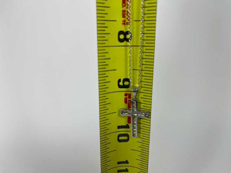 Platinum 950 Cross Pendant With Rose Cut Diamonds And Plantinum 950 18' Chain Necklace 5.3g Estimate $660-$990 [Photo 14]