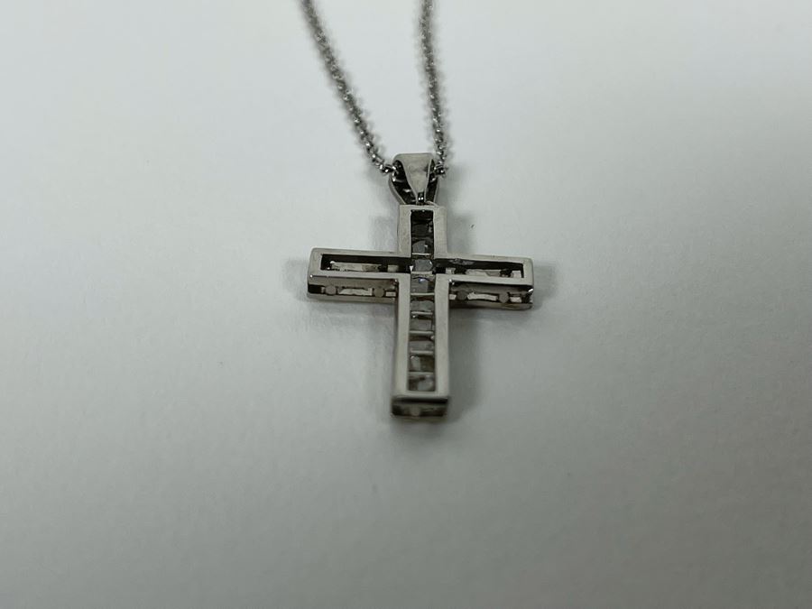 Platinum 950 Cross Pendant With Rose Cut Diamonds And Plantinum 950 18' Chain Necklace 5.3g Estimate $660-$990 [Photo 9]