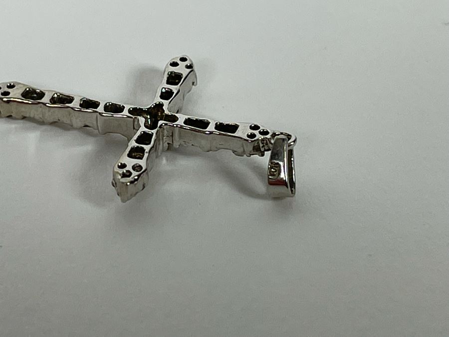 10K Gold Diamond Cross Pendant 1.9g [Photo 7]