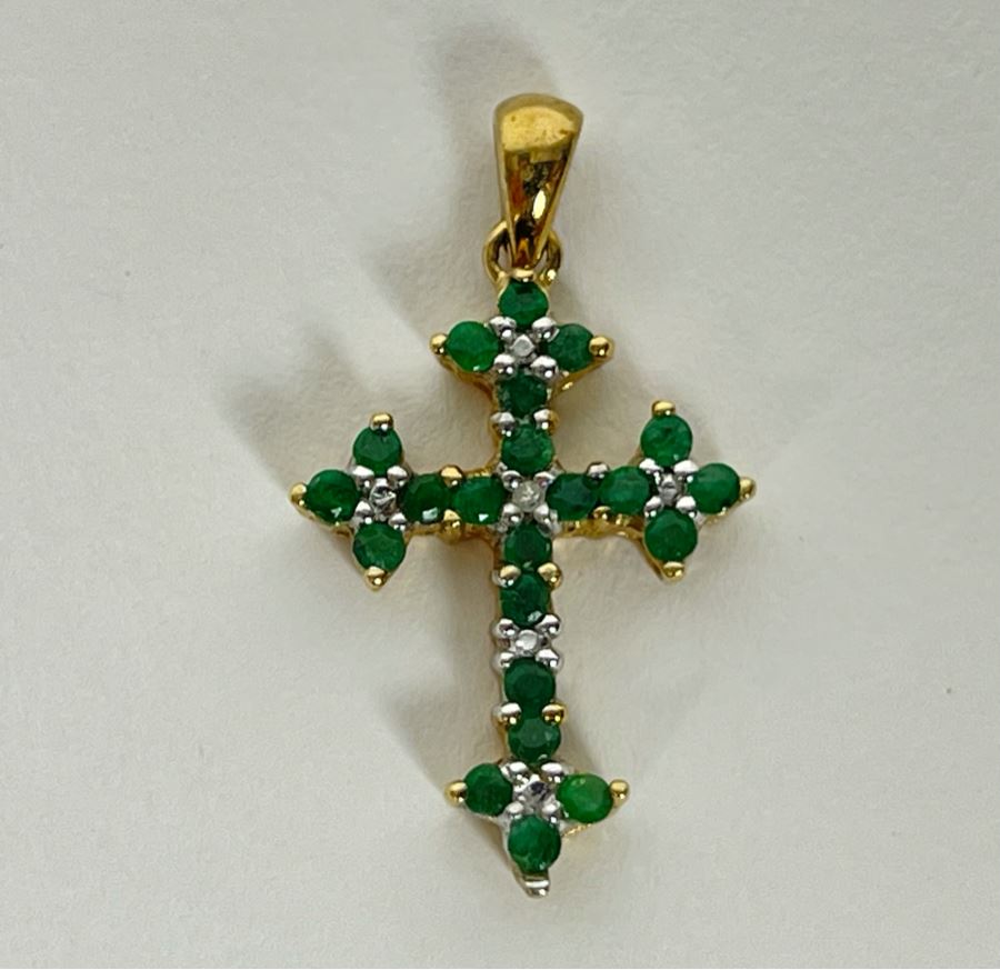 10K Gold Emerald And Diamond Cross Pendant 1.5g
