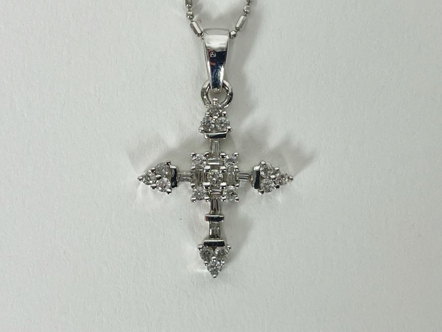 14K Gold Diamond Cross Pendant With 14K Gold 18' Chain Necklace 3.9g [Photo 2]