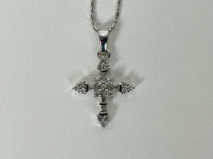 14K Gold Diamond Cross Pendant With 14K Gold 18' Chain Necklace 3.9g [Photo 5]