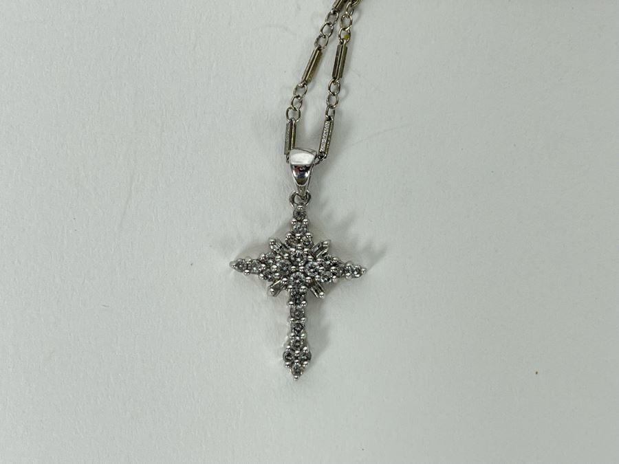 14K Gold Diamond Cross Pendant With 14K Gold 18' Chain Necklace [Photo 8]