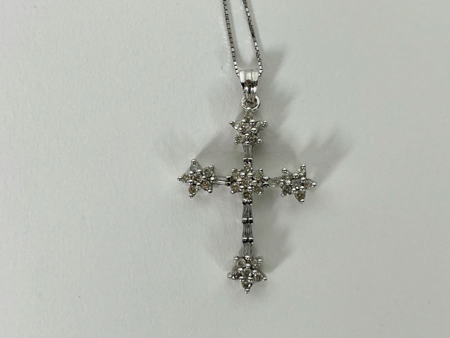 14K Gold Diamond Cross Pendant With 14K Gold 18' Chain Necklace 3.6g [Photo 6]