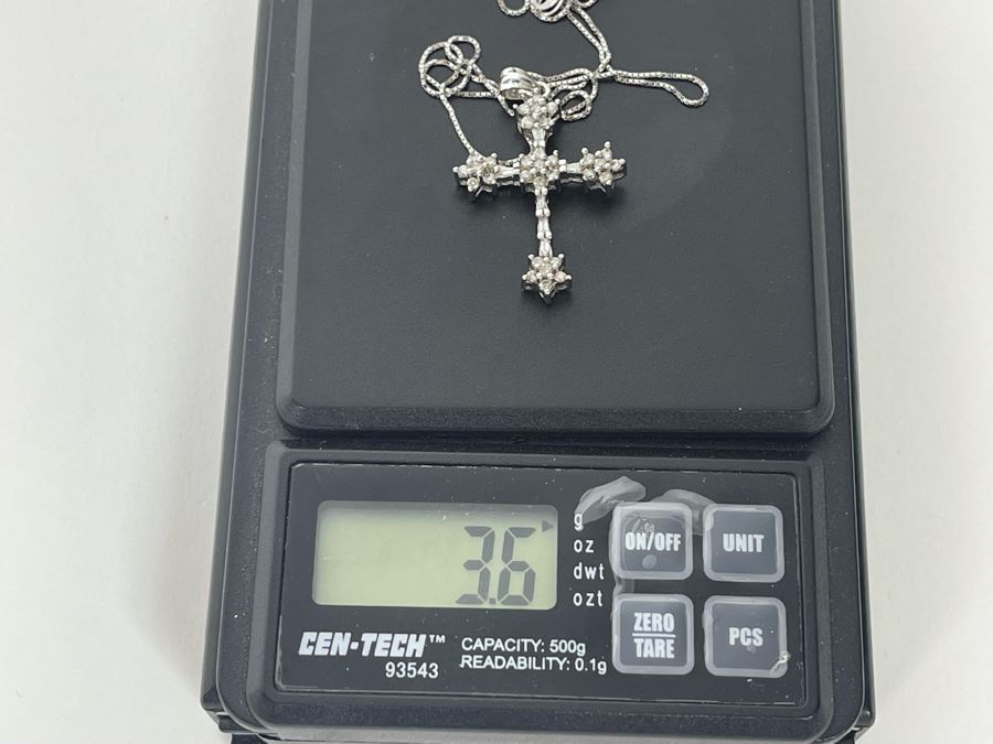 14K Gold Diamond Cross Pendant With 14K Gold 18' Chain Necklace 3.6g [Photo 13]