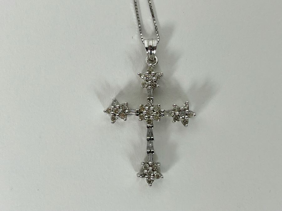 14K Gold Diamond Cross Pendant With 14K Gold 18' Chain Necklace 3.6g [Photo 9]