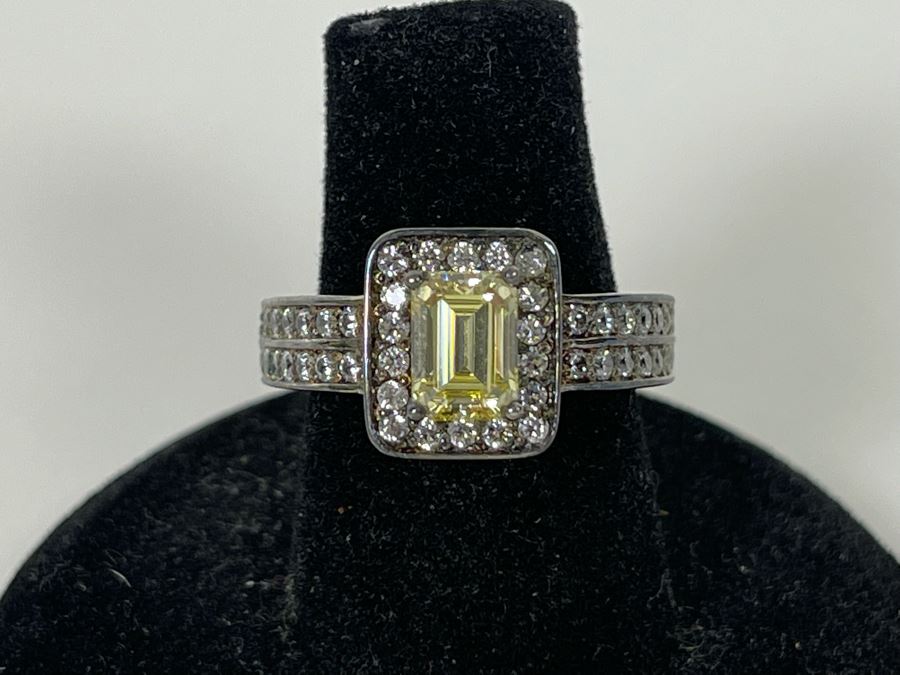 Sterling Silver CZ Ring Size 6.5 4.9g [Photo 1]