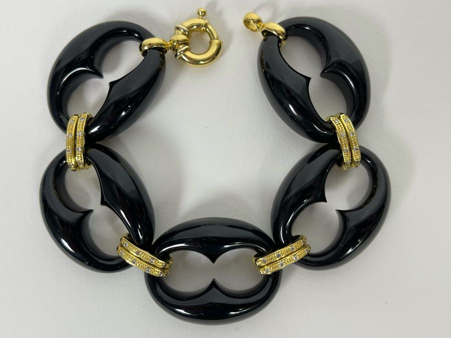 18K Gold Diamond Bracelet With Carved Links 7'L 46.6g Estimate $1,600-$2,400 [Photo 4]