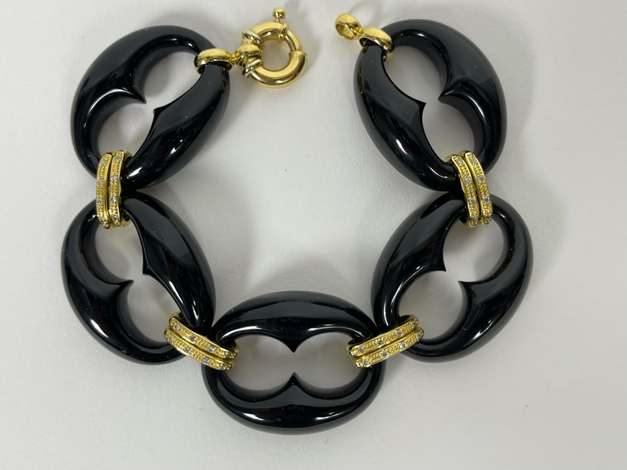 18K Gold Diamond Bracelet With Carved Links 7'L 46.6g Estimate $1,600-$2,400 [Photo 2]