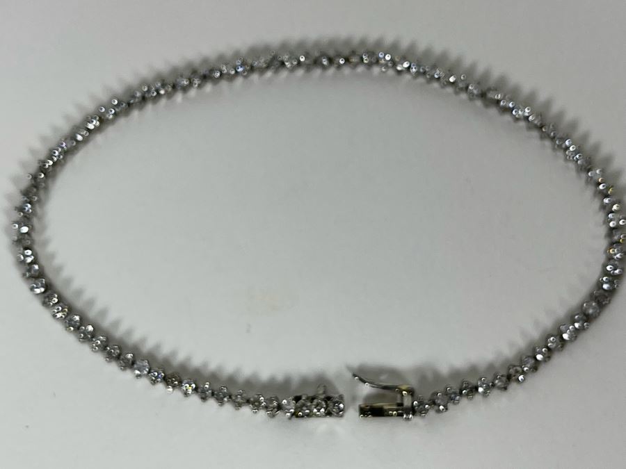 Platinum 900 Diamond 7' Bracelet 6.8g Estimate $1,400-$2,100 [Photo 3]