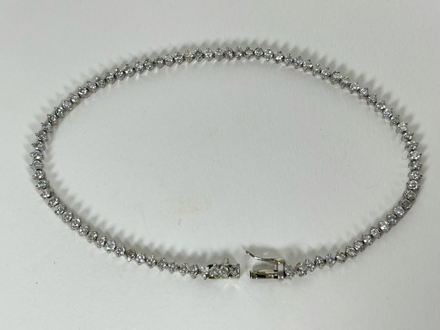 Platinum 900 Diamond 7' Bracelet 6.8g Estimate $1,400-$2,100 [Photo 7]