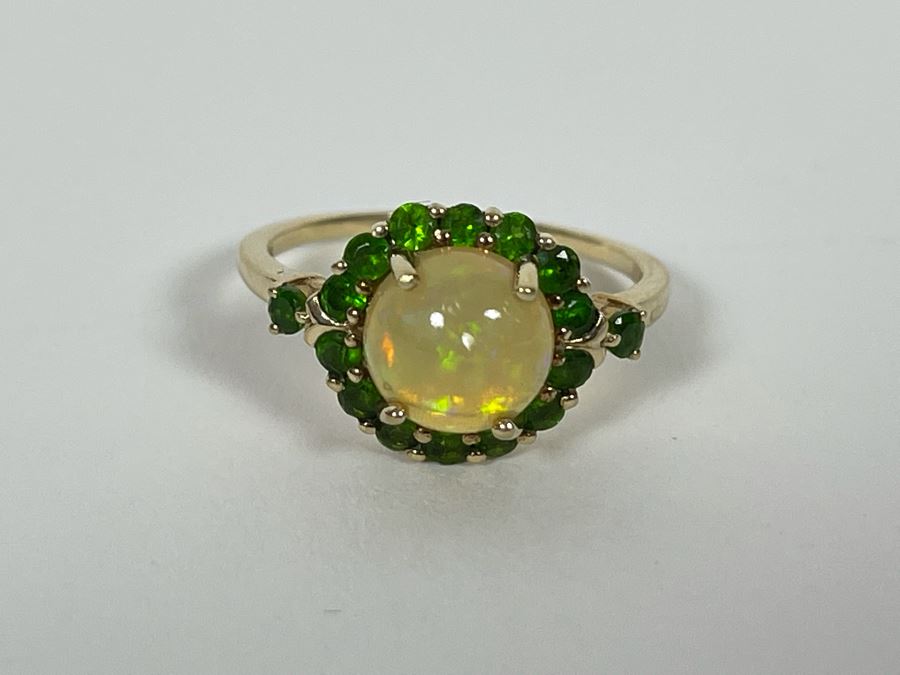 10K Gold Opal Peridot Ring Size 7.25 2.4g Estimate $700-$1,050 [Photo 9]