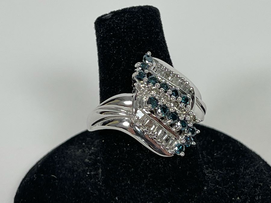 14K Gold Blue Diamond And White Diamond Ring Size 7.75 7.4g Estimate $1,000-$1,500 [Photo 5]