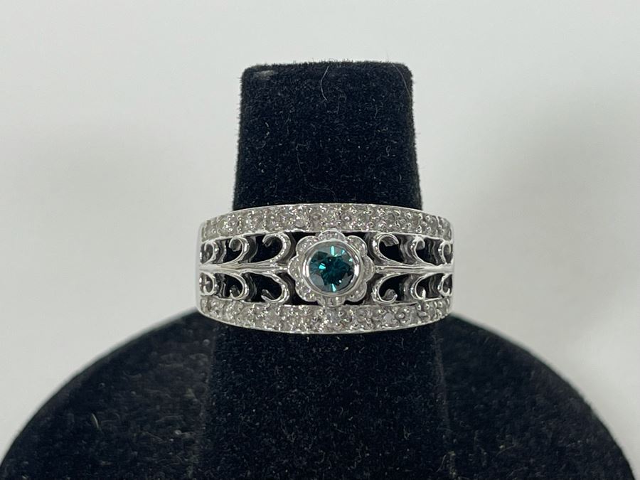 14K Gold Blue Diamond And White Diamond Ring Size 6 5.5g [Photo 3]
