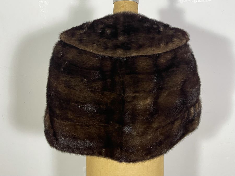 Fur Shawl By Paris Of Needham [Photo 4]