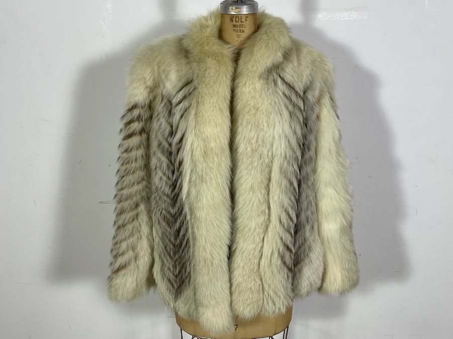 Fur Coat From Saga Fox Size M [Photo 2]