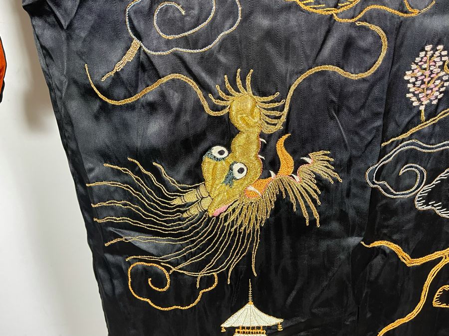 Vintage Embroidered Japanese Kimono Robe With Dragon Design [Photo 7]