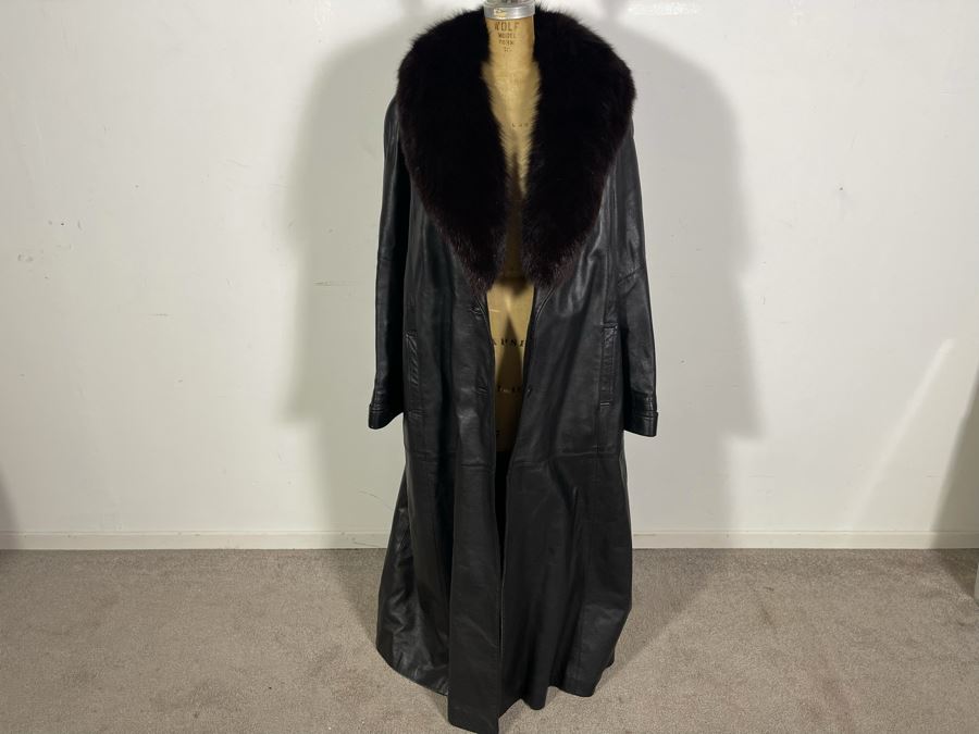 Donatello New York Full Length Leather Jacket With Removable Fur Collar Size S [Photo 1]