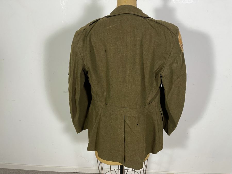 Vintage WWII United States Army Air Forces Military Jacket With Patches, Ribbons And Medals Including Sterling Silver US Army Air Force Aircrew Wings Pin Size 36S [Photo 15]