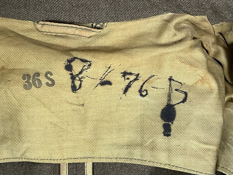 Vintage WWII United States Army Air Forces Military Jacket With Patches, Ribbons And Medals Including Sterling Silver US Army Air Force Aircrew Wings Pin Size 36S [Photo 17]