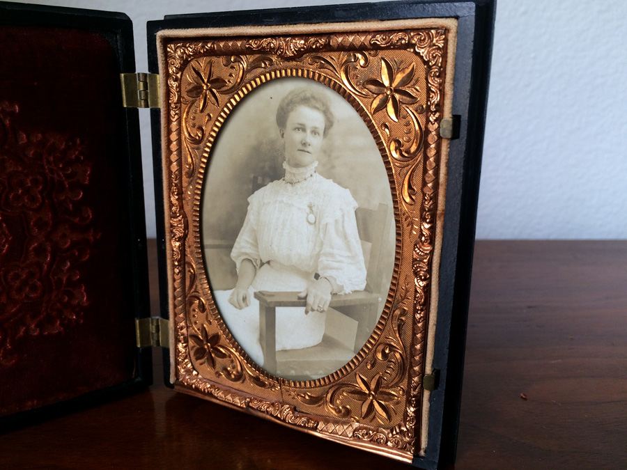 Tin Type in Case [Photo 3]