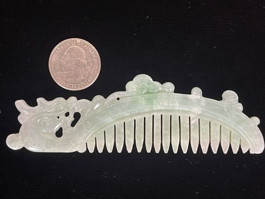 Vintage Carved Jade Jadeite Dragon Comb 4.5W X 1.5H [Photo 2]