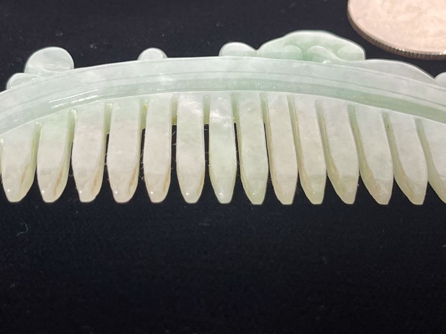 Vintage Carved Jade Jadeite Dragon Comb 4.5W X 1.5H [Photo 13]