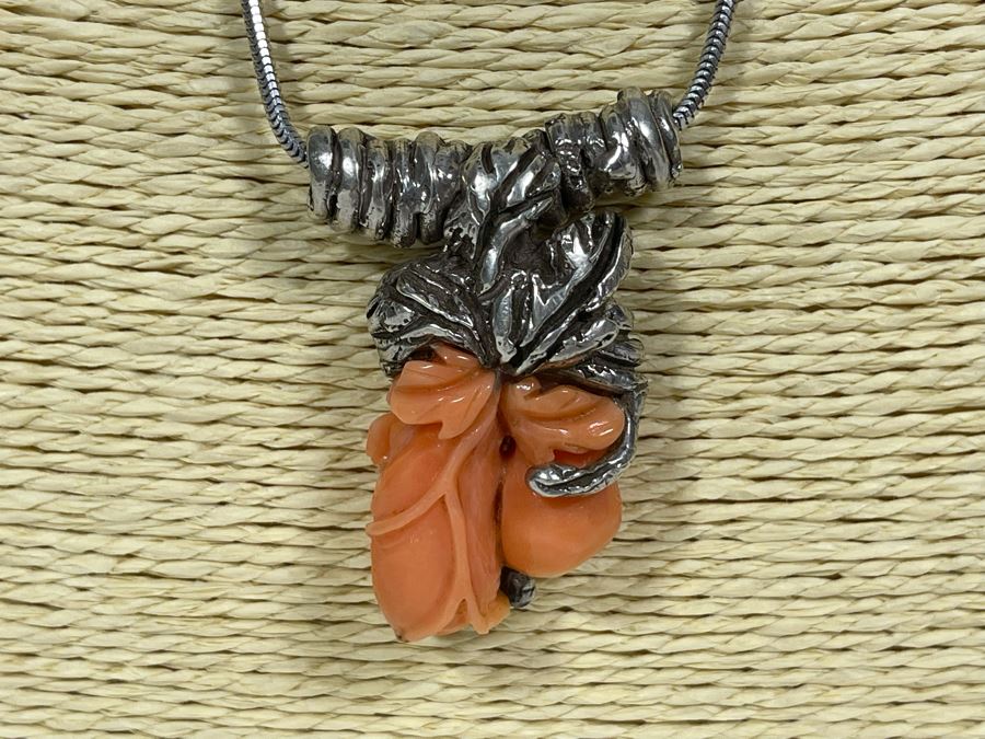 Carved Coral Sterling Silver Pendant With Sterling Silver 22' Chain Necklace 49.6g [Photo 4]