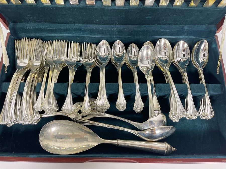 Large Service For Apx 16 Silverplate Flatware By F.B. Rogers With Silverware Chest 19W X 11D X 3.25H [Photo 3]