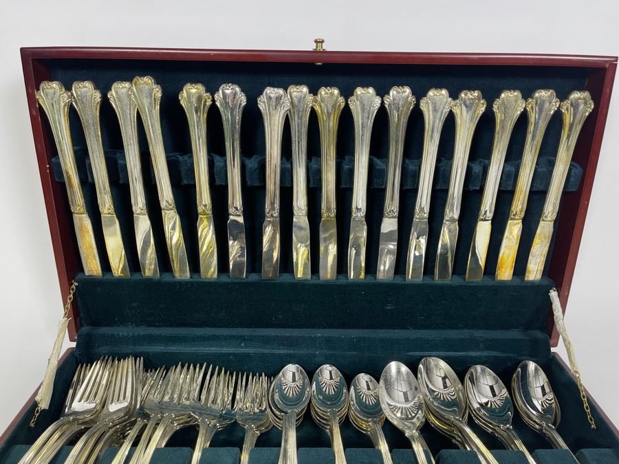 Large Service For Apx 16 Silverplate Flatware By F.B. Rogers With Silverware Chest 19W X 11D X 3.25H [Photo 4]