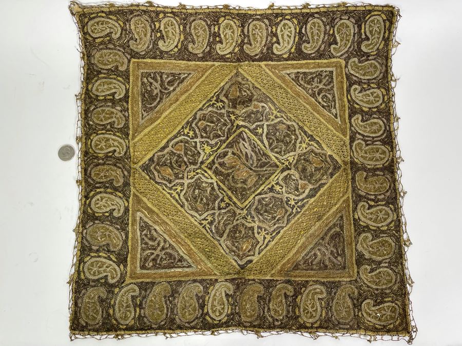 Antique Handmade Side Table Cover Textile 19' X 18' [Photo 2]