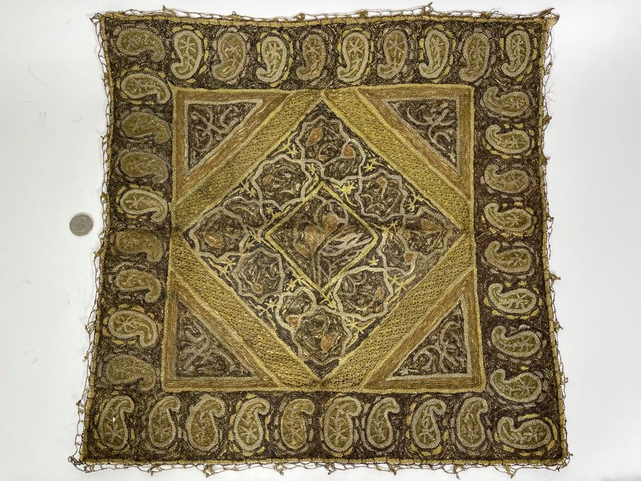 Antique Handmade Side Table Cover Textile 19' X 18' [Photo 3]