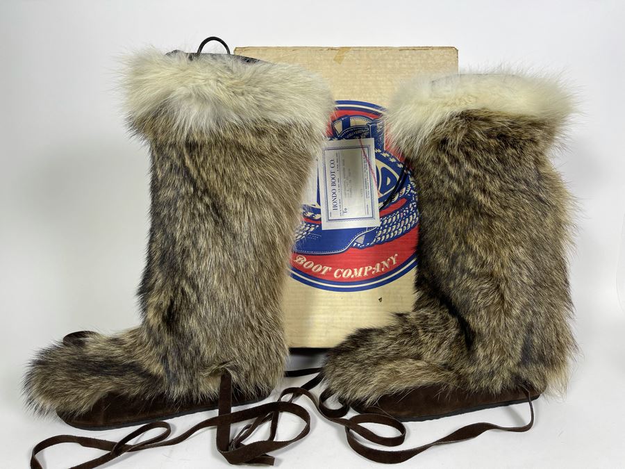 Pair Of New Fur Hondo Boots Size 7.5 [Photo 1]