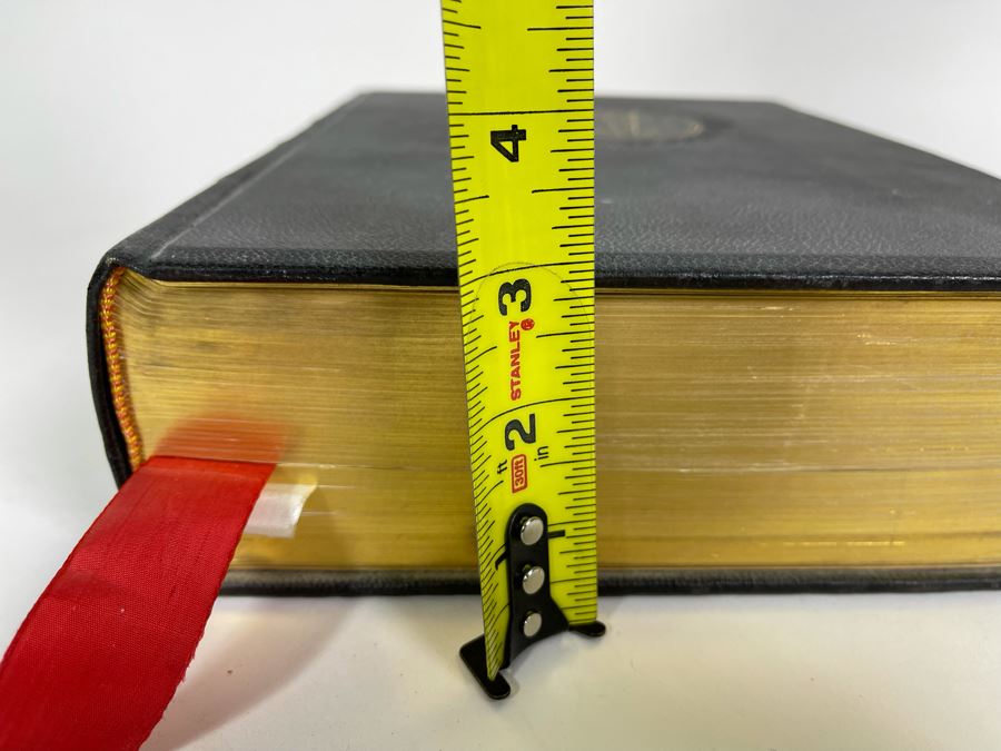 Large Format 'Rembrandt Edition' King James Version Bible Featuring Illustrations By Rembrandt - See Photos For Sampling 9W X 11.5H X 3D [Photo 24]