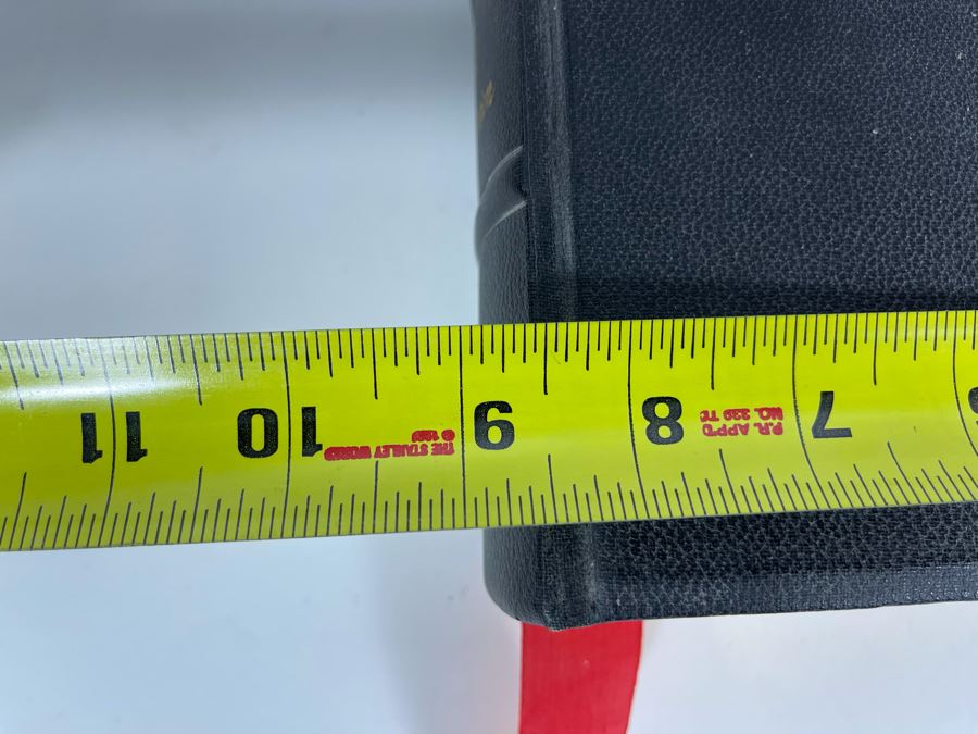 Large Format 'Rembrandt Edition' King James Version Bible Featuring Illustrations By Rembrandt - See Photos For Sampling 9W X 11.5H X 3D [Photo 22]