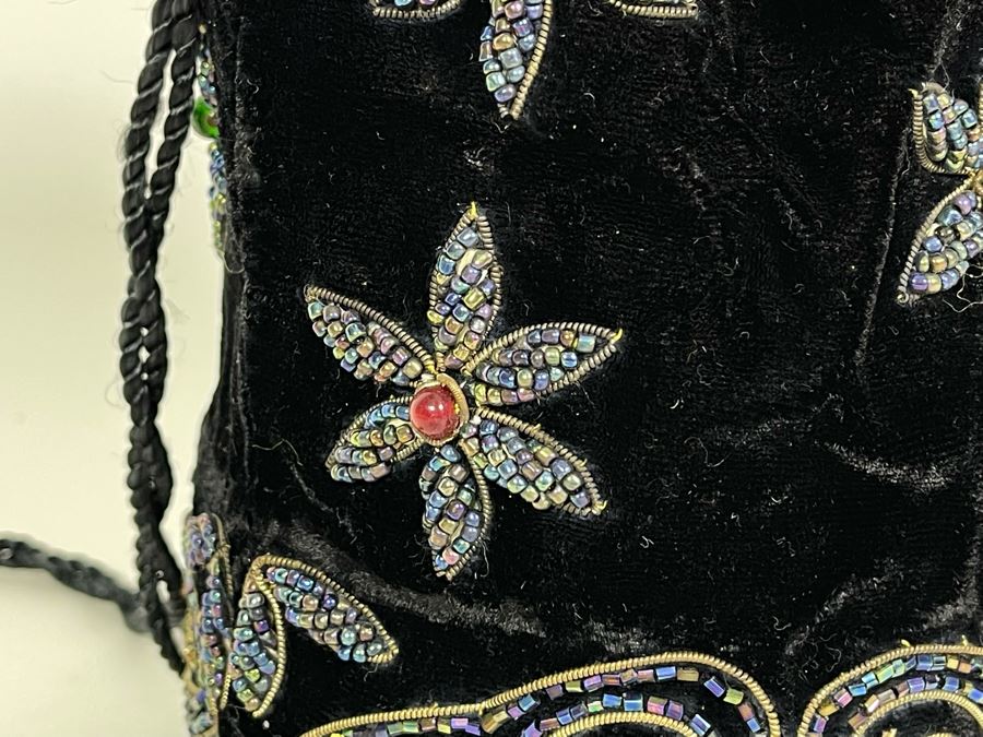 Beaded Black Velvet Drawstring Bag Purse [Photo 5]