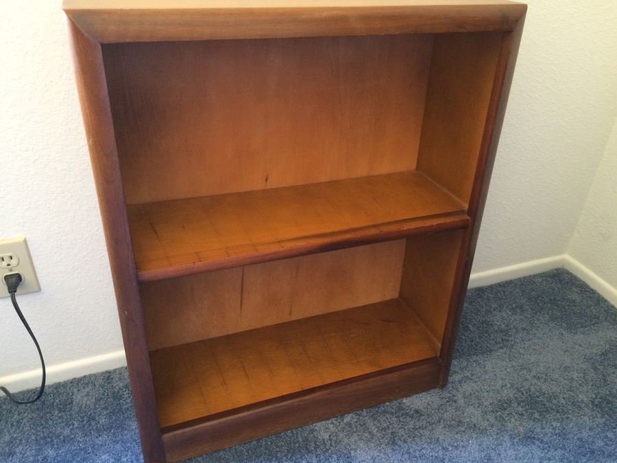 Small Wood Bookshelf [Photo 4]