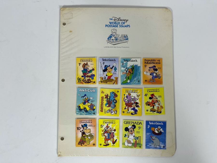Mint Disney Stamps And Sealed 1979 Blank Notebook Binder Pages For The Disney World Of Postage Stamps